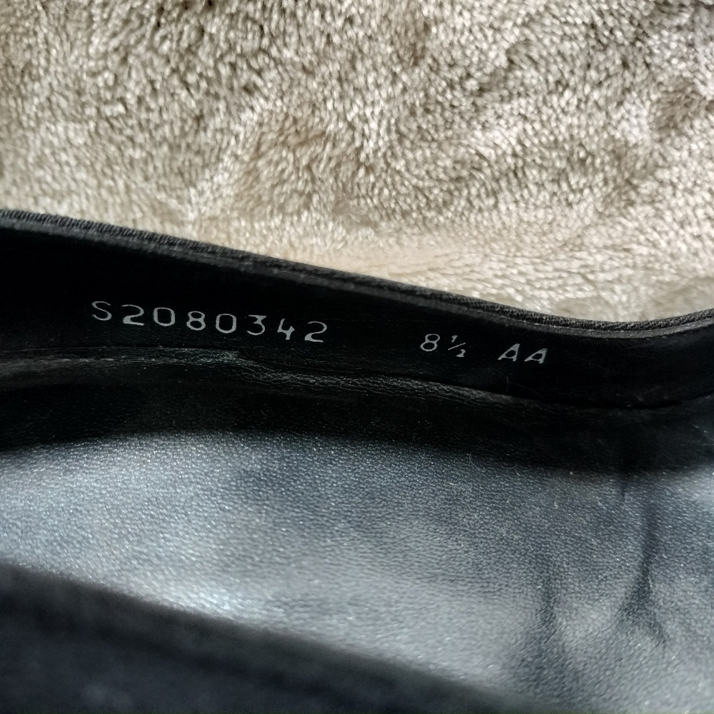 Stuart Weitzman Women's Black Pumps size 8.5 - Picture 6 of 9